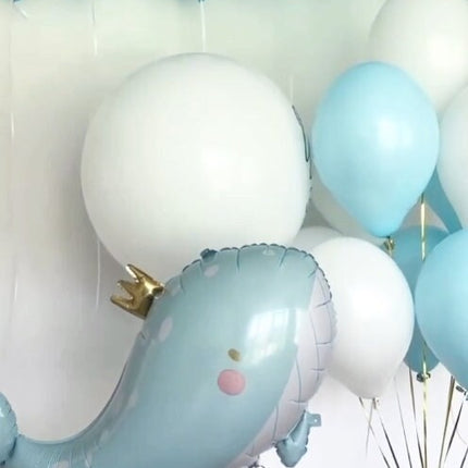 Majestic Blue Whale Balloon Set with Oceanic Hues for Baby Showers and Birthday Parties